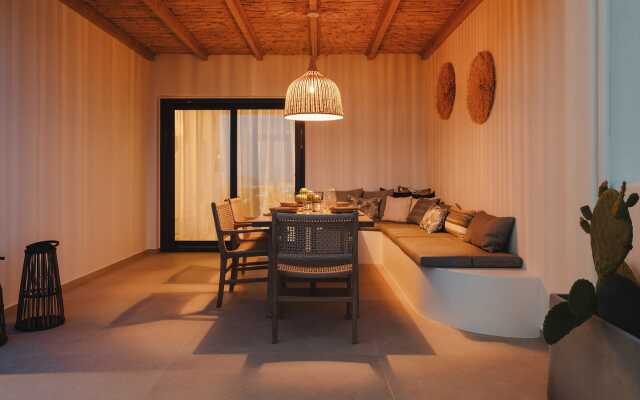C & G Villas
