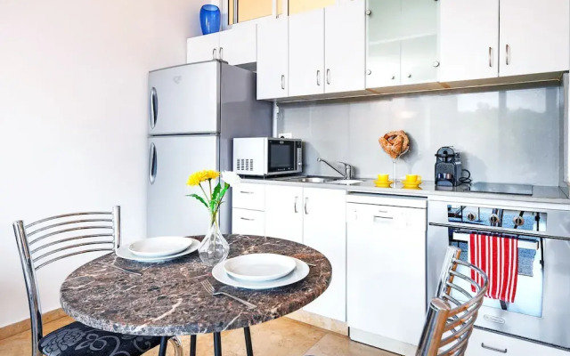 Deluxe 2BD Jaffa Dreams W Pool & Parking