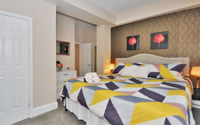 CH6 Beautiful Fully Furnished 2BR King Beds