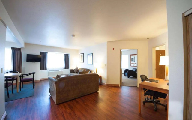 Howard Johnson Express Inn - Post Falls