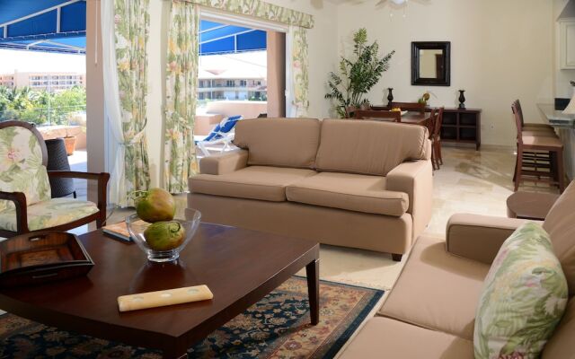 Porto Bello Gran Marina by GuruHotel