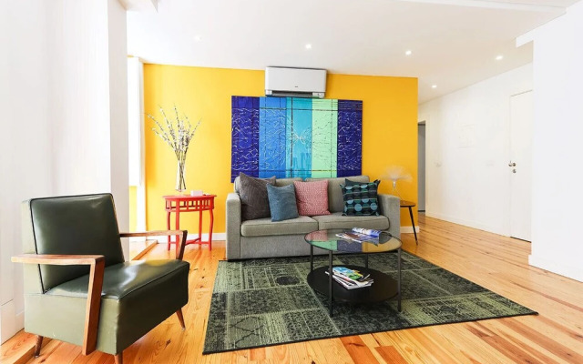 JOIVY Spacious & elegant 1-bed flat, moments from Avenida station