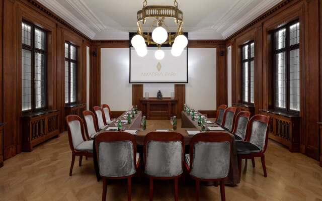 Amadria Park Hotel Capital