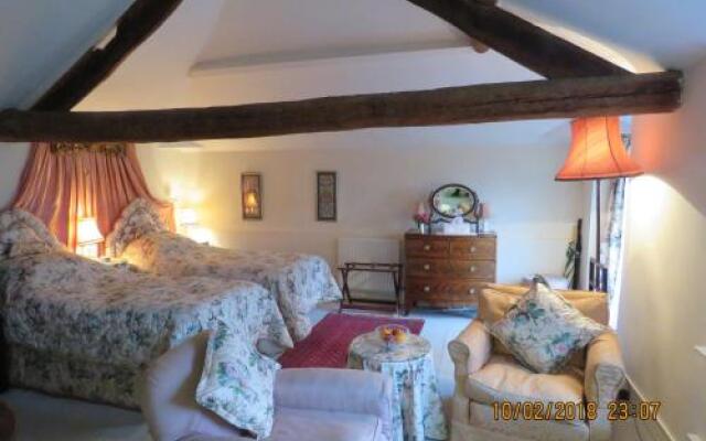 Home Farmhouse Bed  Breakfast