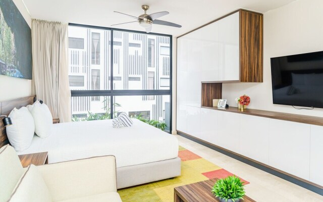 New Chic Studio Space with Jungle Roof Pool & Lounge