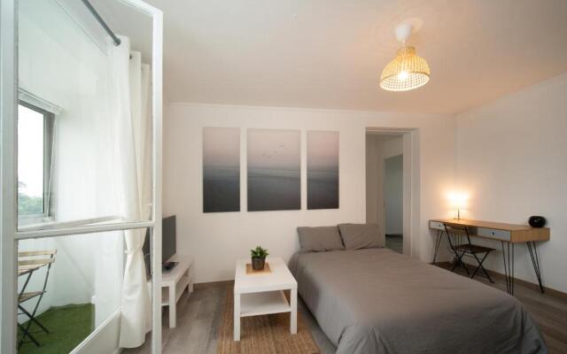 Appartement tout équipé parking balcon 2 chambres