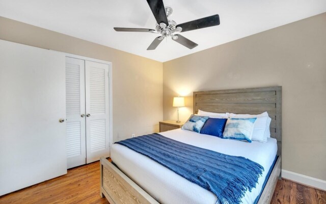 2BR Duplex Near From Uptown Charlotte