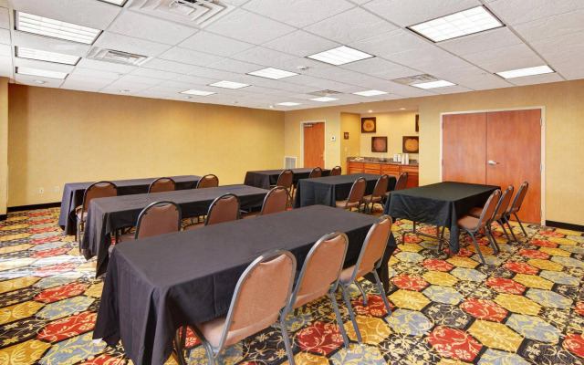 Hampton Inn & Suites Lawton