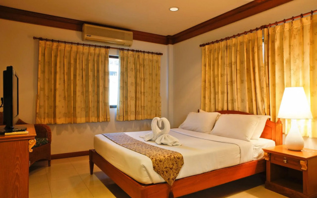 Inn House Hotel