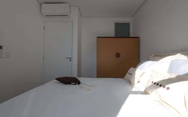 Tabas by Blueground Arinda