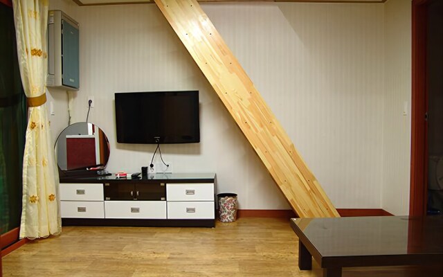 Boryeong Yongdu Beachbill Pension