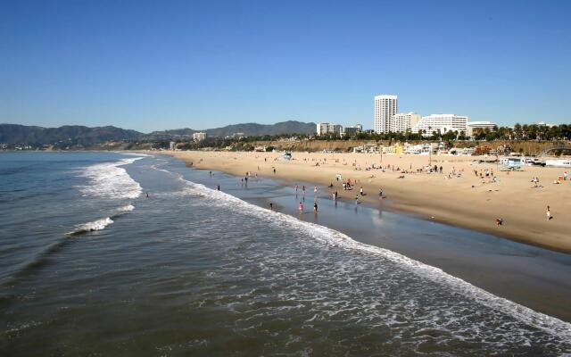 Best Western Royal Palace Inn & Suites