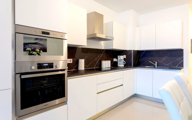 Saint Julian's - Spinola Bay Apartment