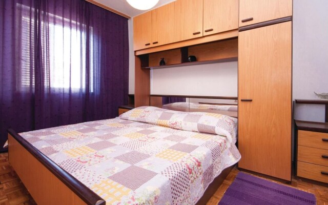 Amazing Home in Vodice With Wifi and 1 Bedrooms