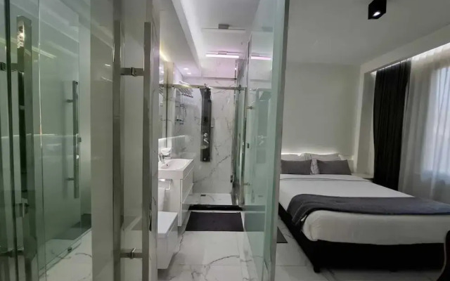 RB 466 Hotel