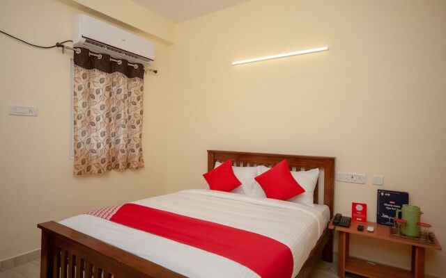 Oyo 25004 Vinayak Residency