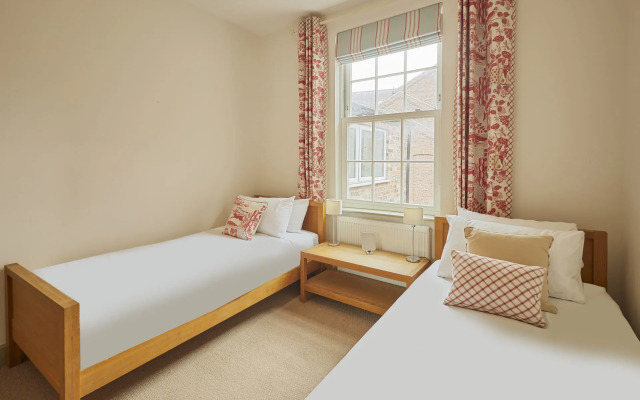 Host Stay St Denys View