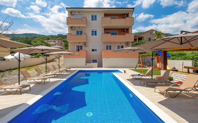 Amazing Apartment in Opric With Outdoor Swimming Pool, Wifi and 1 Bedrooms