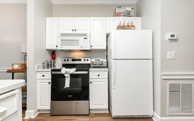 Magnolia Place 4643-202 1 Bedroom Condo