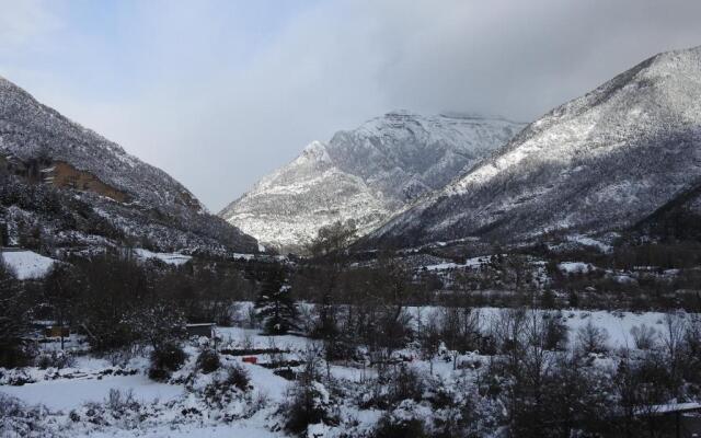 Apartamentos La Glera Biescas