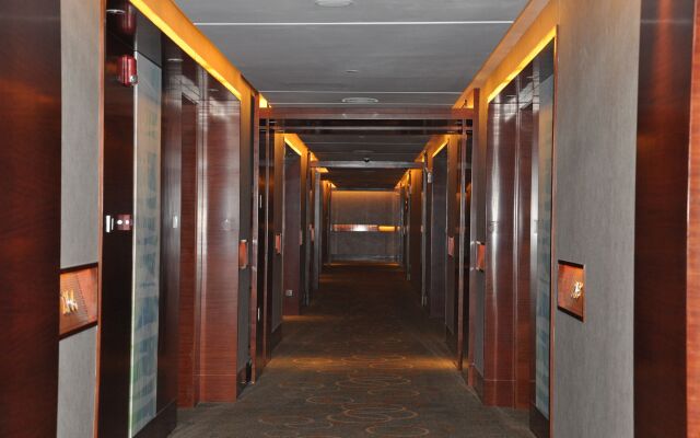 Grand Skylight International Hotel Gongqingcheng