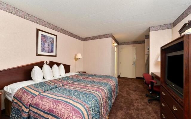 Americas Best Value Inn & Suites Northwood Toledo