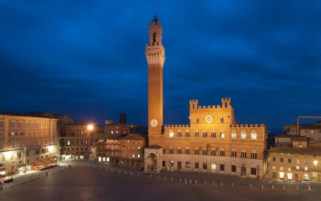 Palazzo Del Papa