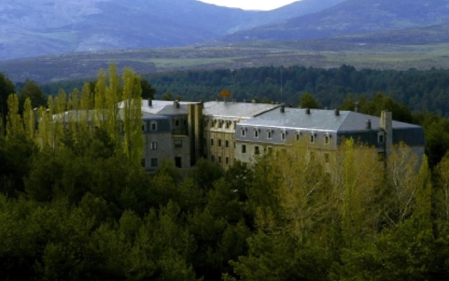 Parador De Gredos