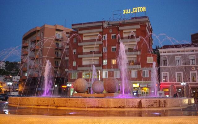 Hotel Lux Vlore