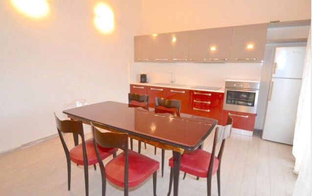 Villa Panama Apartments