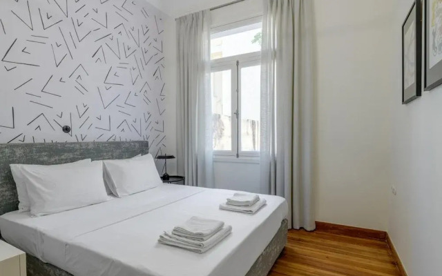 3bdr Modern Design Bright Interiors in Plaka
