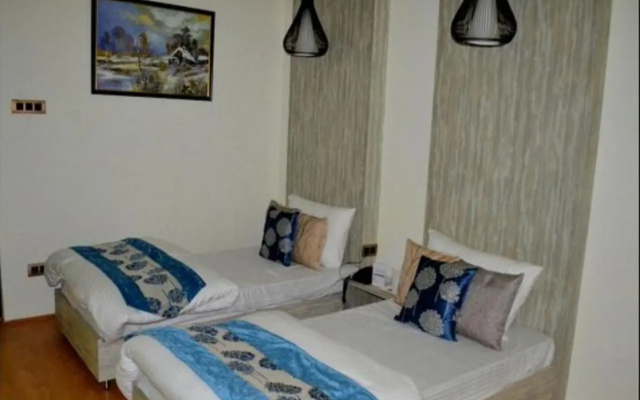 Hotel Green Leaf – Guest Rooms – Srinagar
