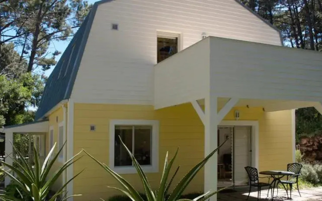 Sunbird Mountain Retreat