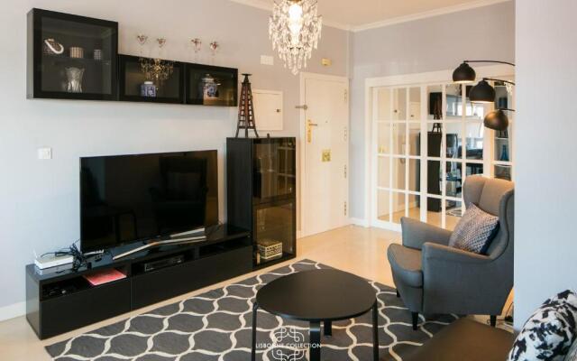 Elegance Lisbon View 68 by Lisbonne Collection