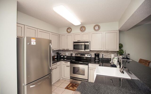 Pelican Beach Resort by Panhandle Getaways