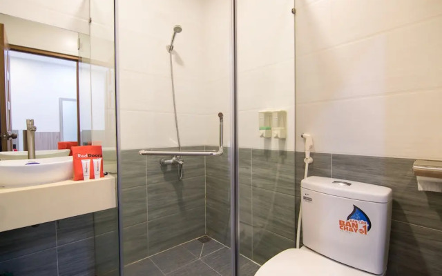 Reddoorz Plus Near Giadinh International Hospital2