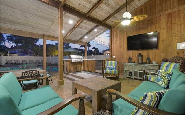 Southern Jewel by Bliss Beach Rentals