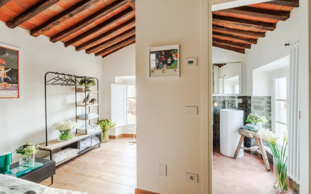 Lunav House in Lucca