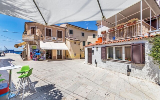 Nice Home in Fazana With Wifi and 2 Bedrooms