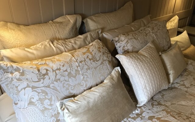 The Kingsbury at No7 & No8