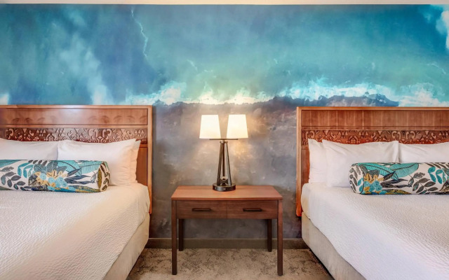 Courtyard by Marriott King Kamehameha's Kona Beach Hotel
