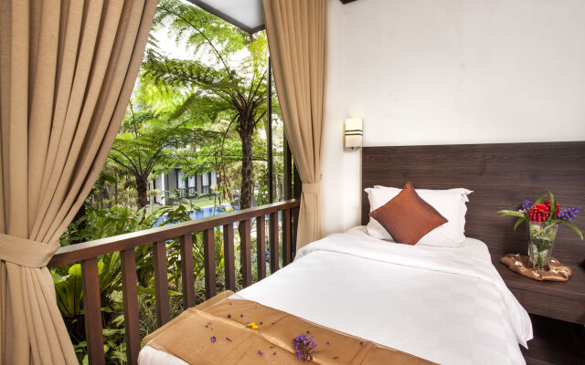 Summer Hills Hotel