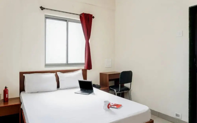OYO Living 26804 Luxurious Studio Rooms