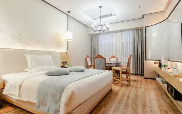 Junhe Hotel