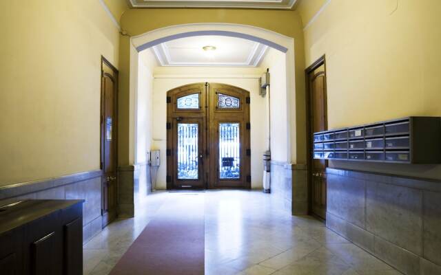 Watermelon - Platinum Apartment