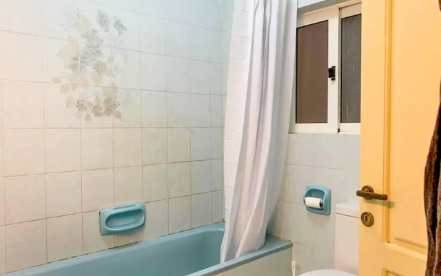 Sea and sun Views 2bd Apt Marsalforn Gozo