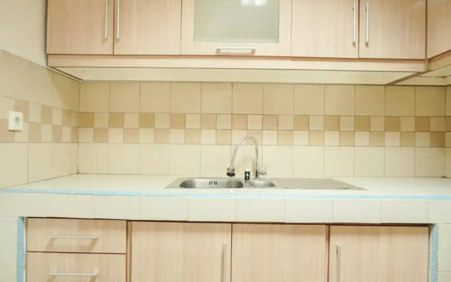 Spacious and Good 3BR Pangeran Jayakarta Apartment