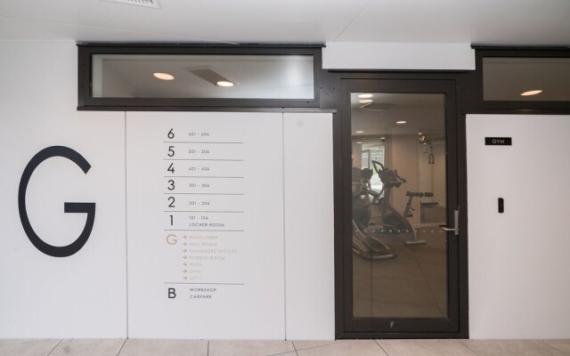 Epsom Central Brand New Apartment