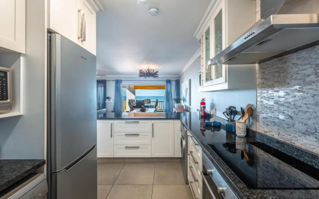 S3nsational Paros-Luxury steps away from the beach