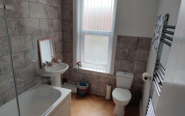 Homebird Property - Ashton House